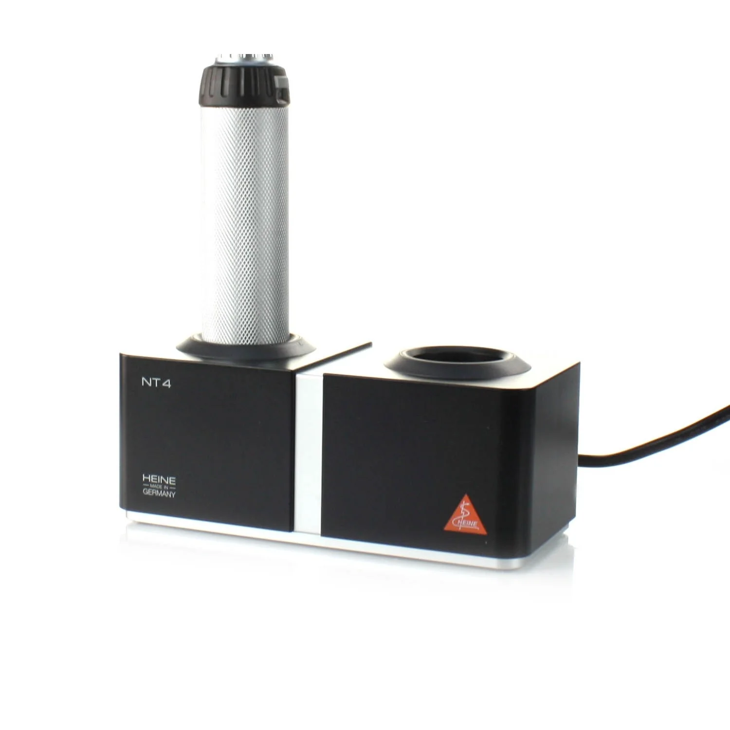 HEINE Delta®20 T Dermatoscope Set With Rechargeable Handle And Table Charger - Image 4