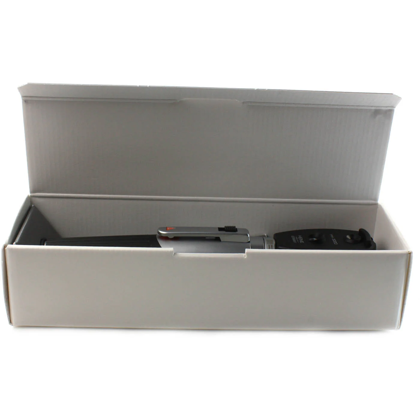 HEINE mini3000 2.5v LED Ophthalmoscope with Batteries - Image 3