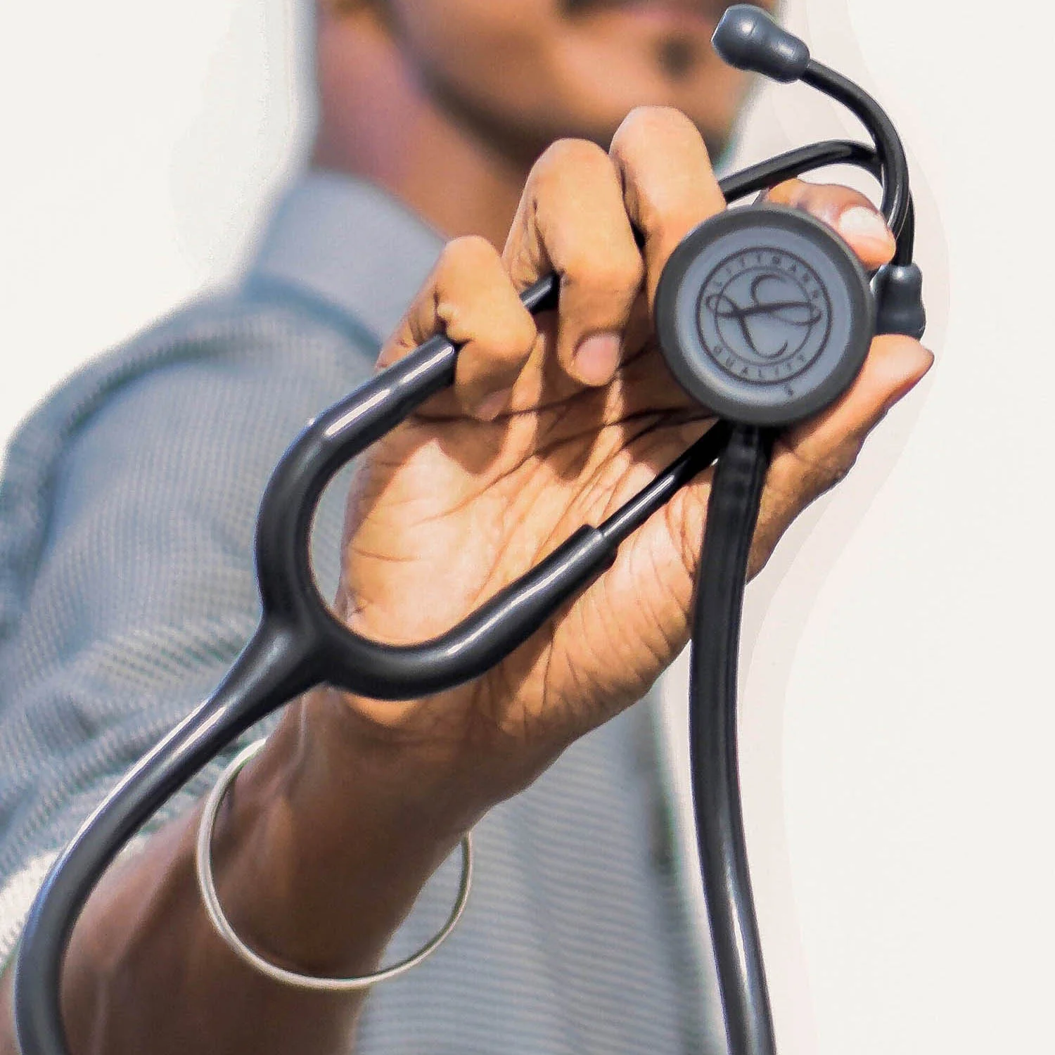 Littmann Classic III Monitoring Stethoscope: Black - Rainbow Finish 5870 - Image 7