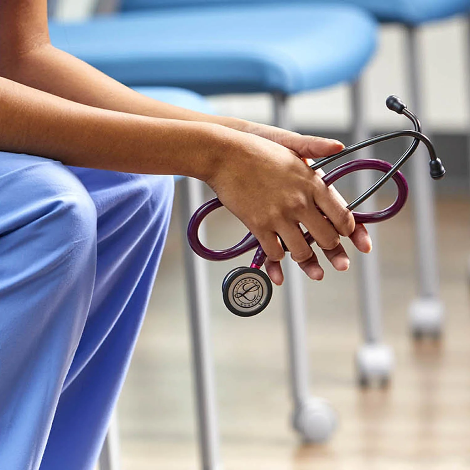 Littmann Classic III Monitoring Stethoscope: Mirror & Plum - Pink Stem 5960 - OVER ENGRAVED - Image 3