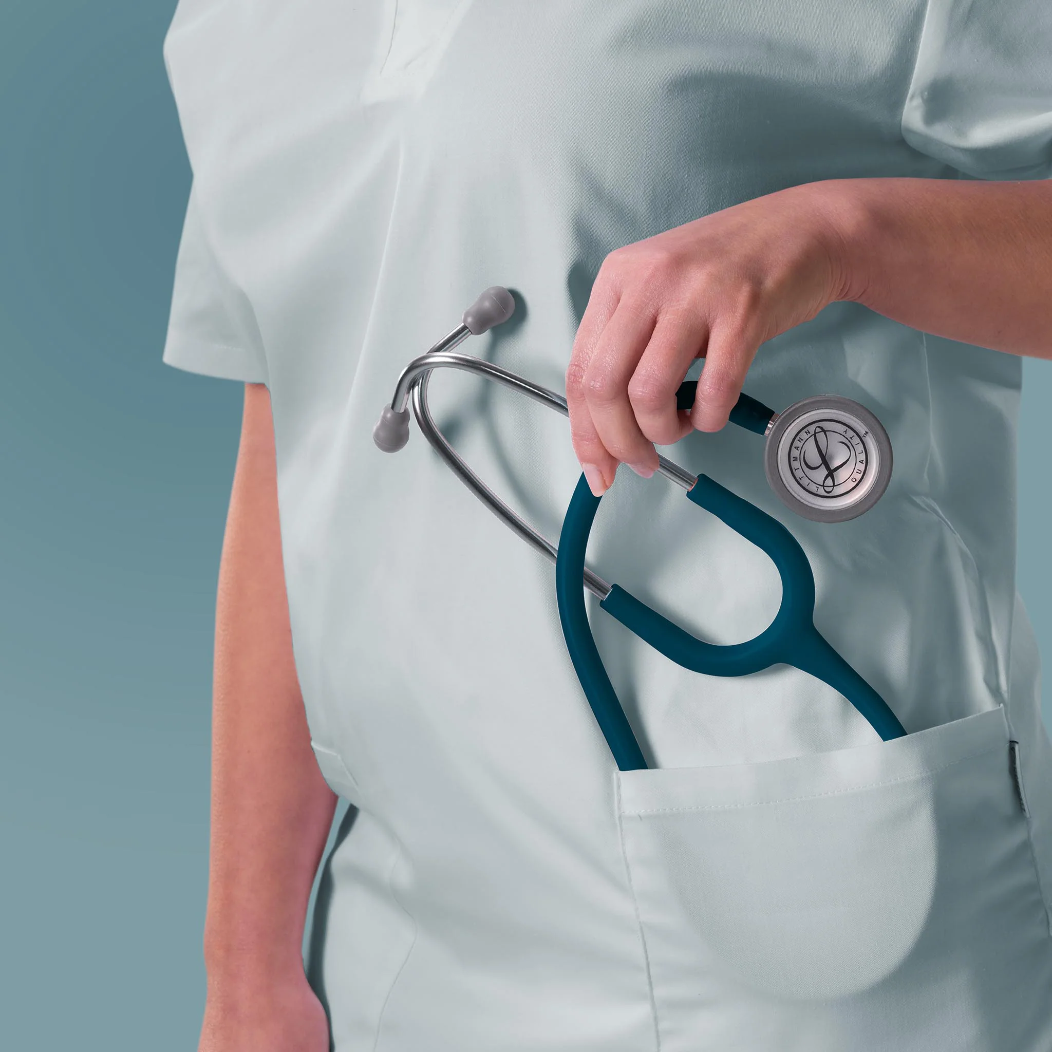 Littmann Classic III Monitoring Stethoscope: Satin Caribbean Blue 5623C - Image 7
